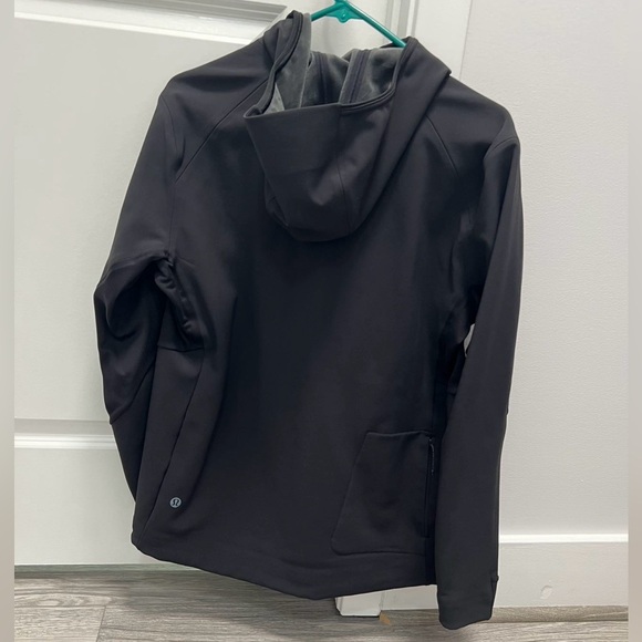 Lululemon Men’s cross chill jacket - Picture 9 of 9
